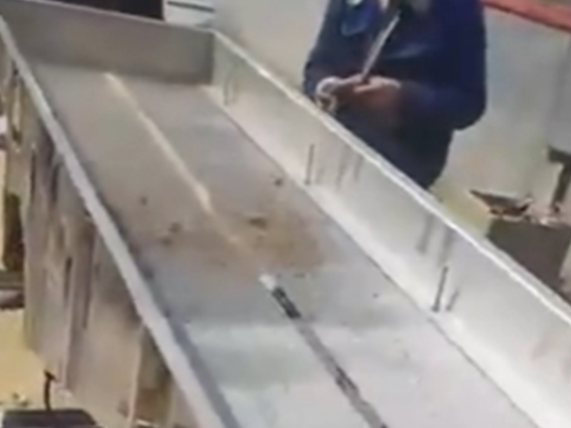 直線篩物料篩分測(cè)試